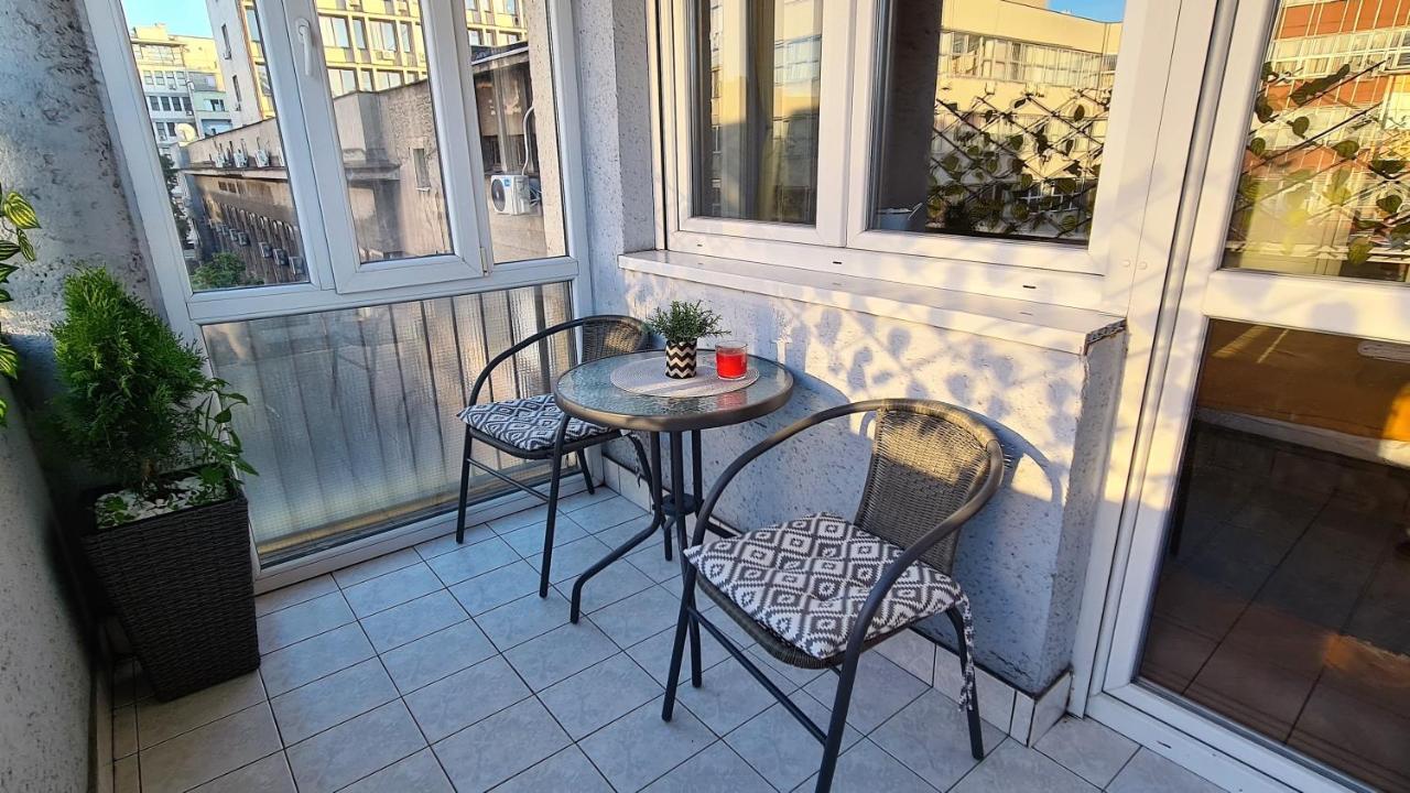 Windows City Apartment ベオグラード エクステリア 写真