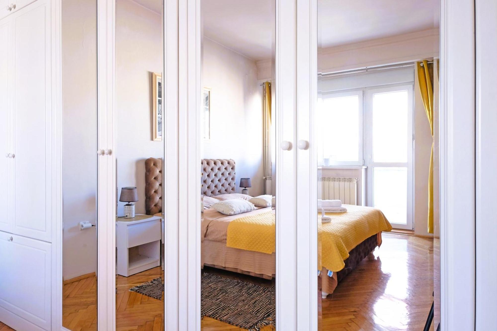 Windows City Apartment ベオグラード エクステリア 写真