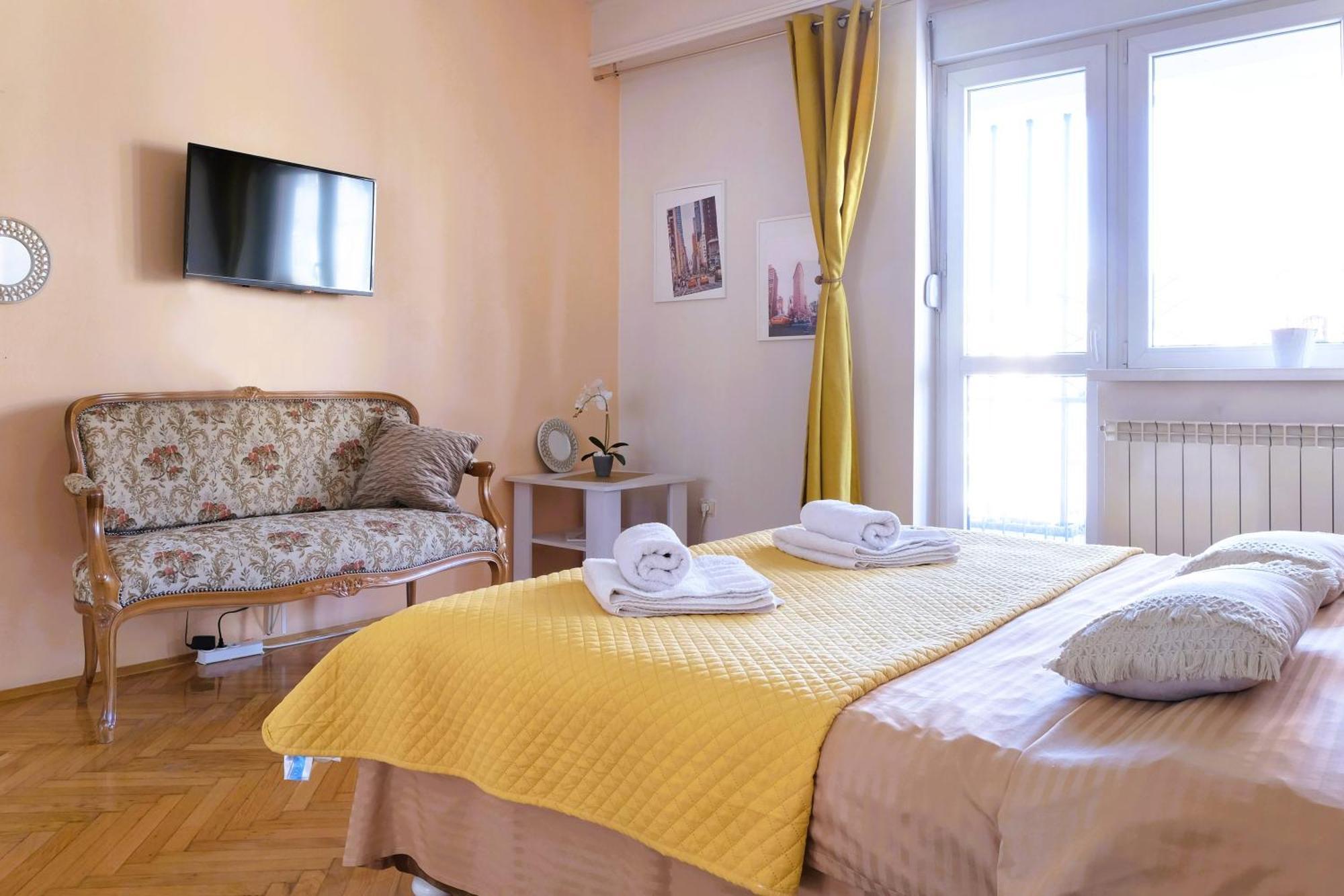 Windows City Apartment ベオグラード エクステリア 写真